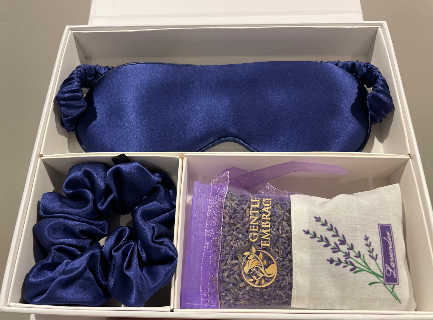 Premium 100% Silk Sleep Set with Lavender Sachet (Silk Eye Mask, Silk Scrunchie & Lavender Sachet)