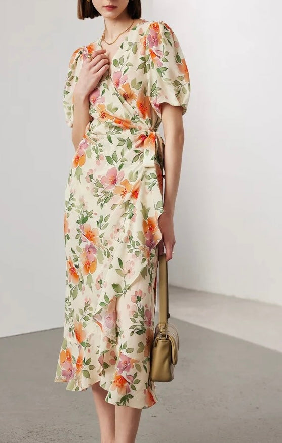 Silk Floral Wrap Dress L / Shell: 100% Silk Silk Floral Wrap Dress L / Shell: 100% Silk