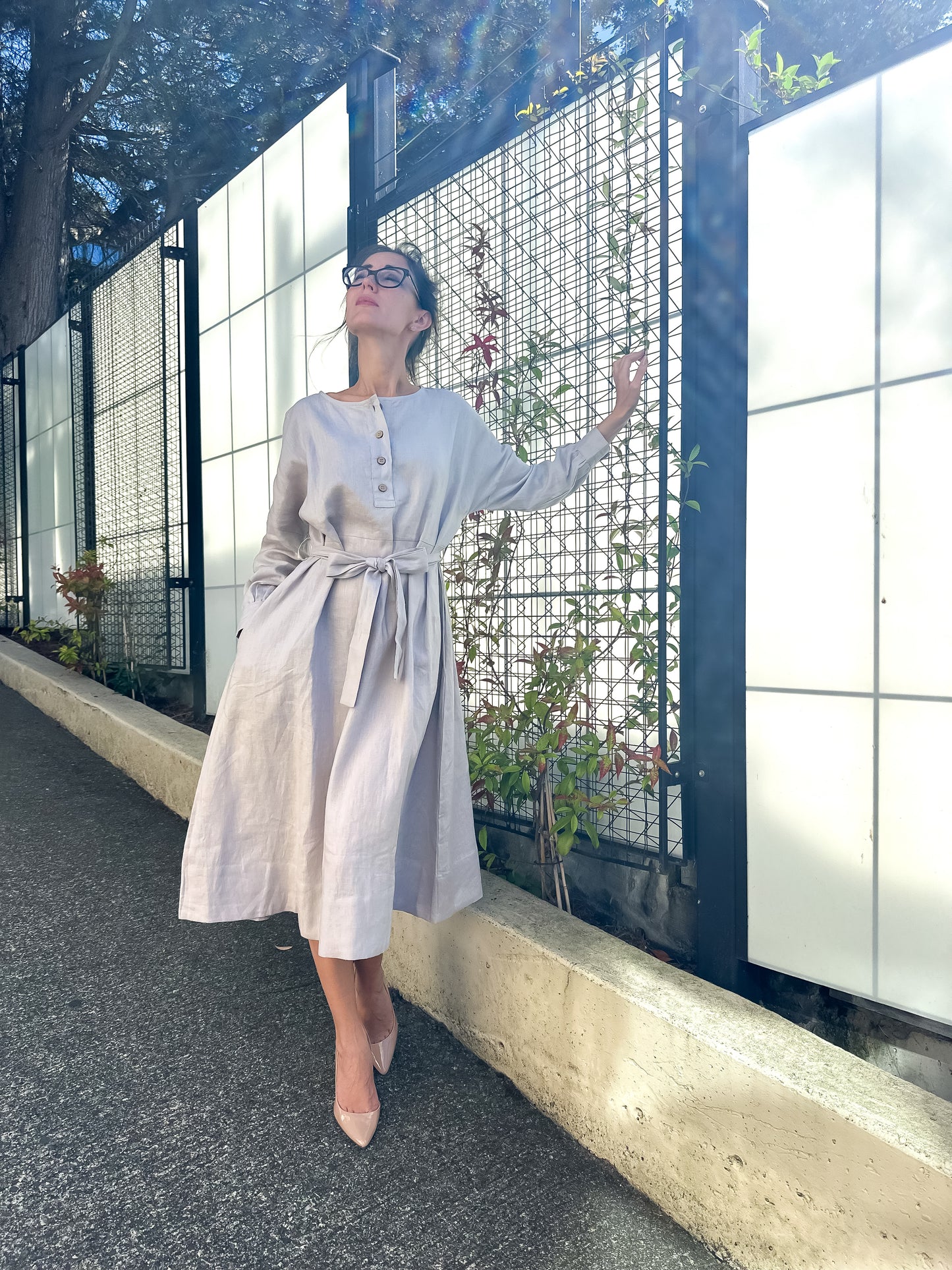 Vintage Linen Light Gray Dress with long Sleeves