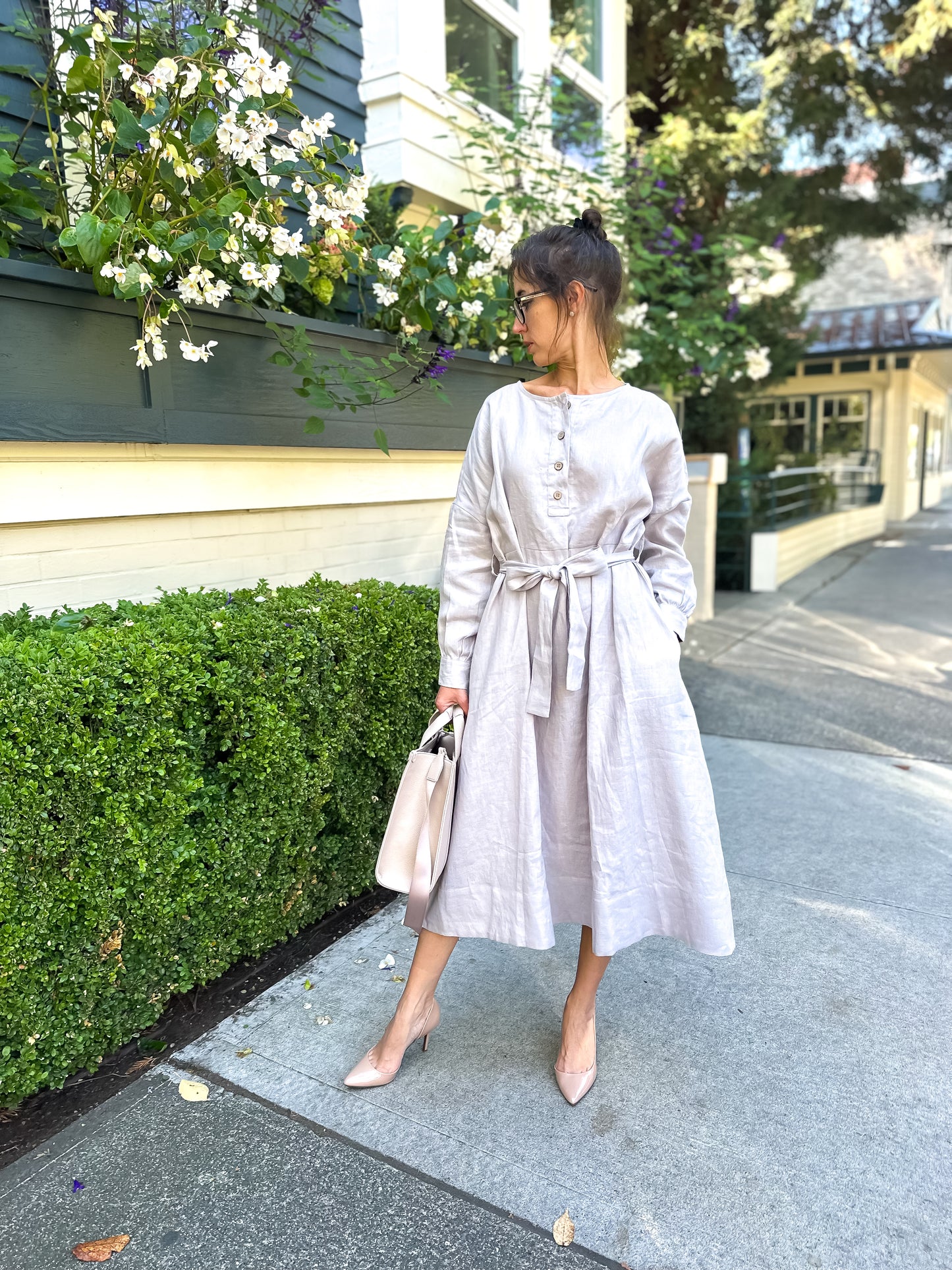 Vintage Linen Light Gray Dress with long Sleeves