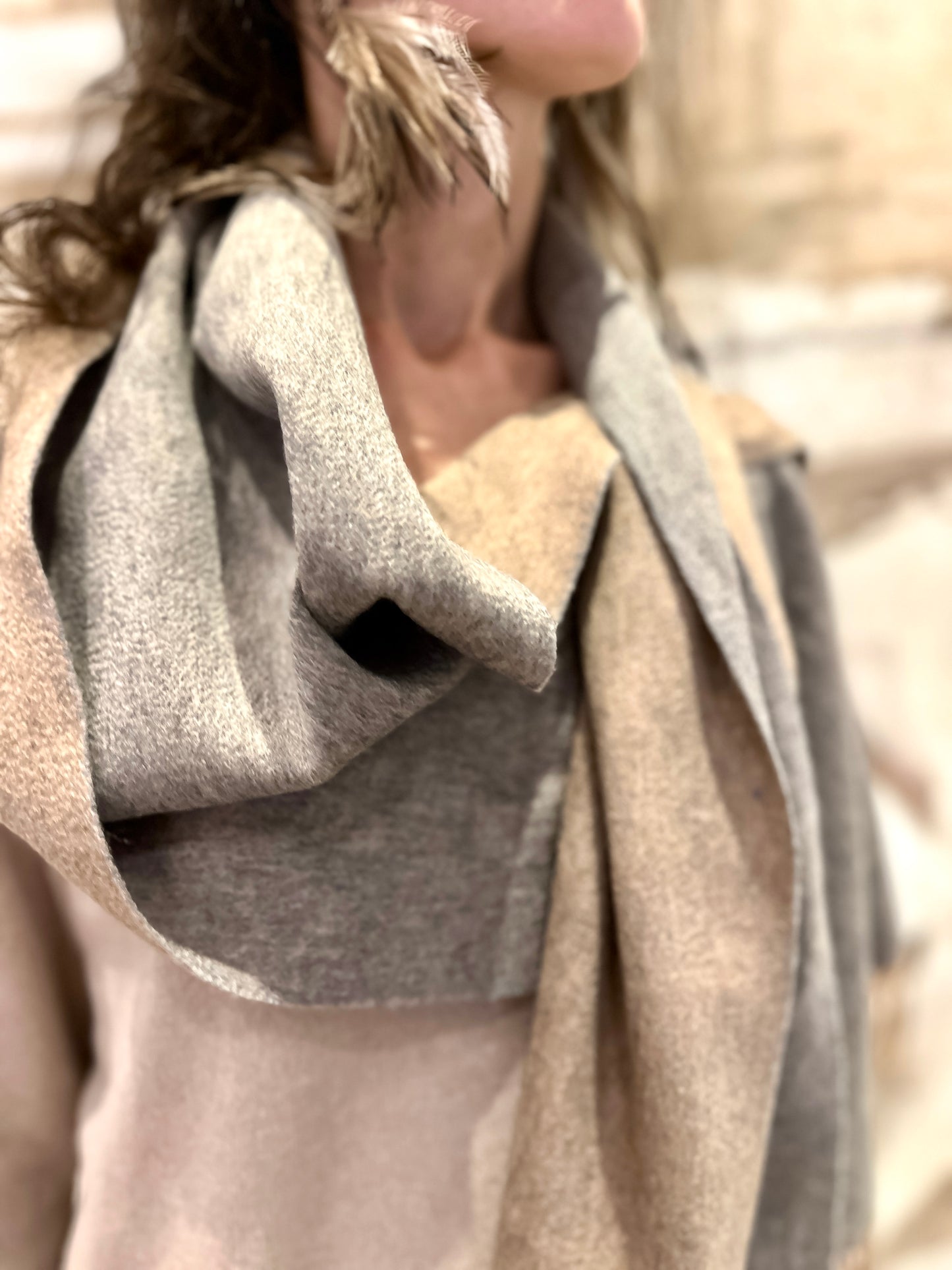 100% Cashmere Double-Sides Scarf  camel/grey